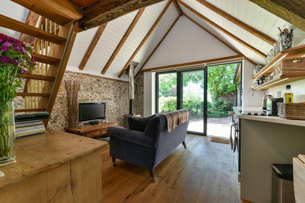 Shepherds Barn West Dean Exterior foto